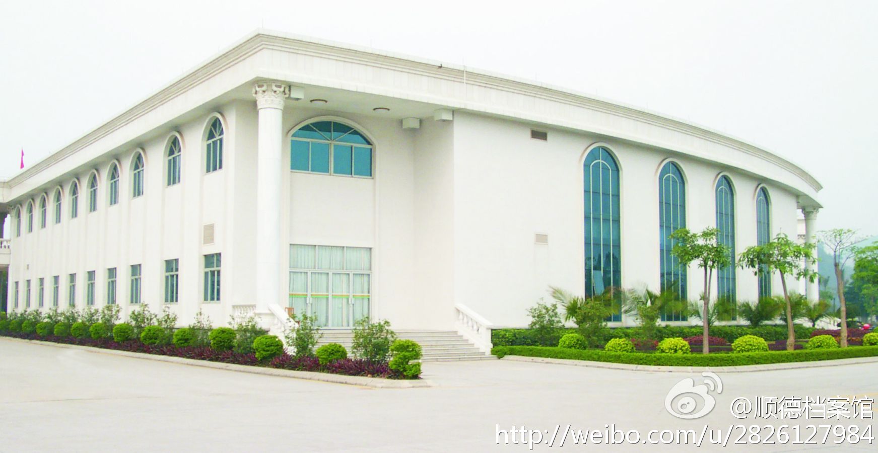 佛山(shān)市(shi)順德(dé)區(qu)檔案跼(ju)（館）密集(ji)架工(gong)程(cheng)